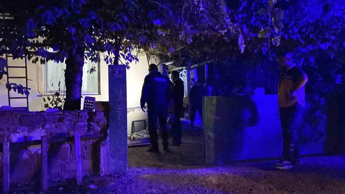 corumda baba ogul tartismasi kanli bitti dQr1Ea7g.jpg